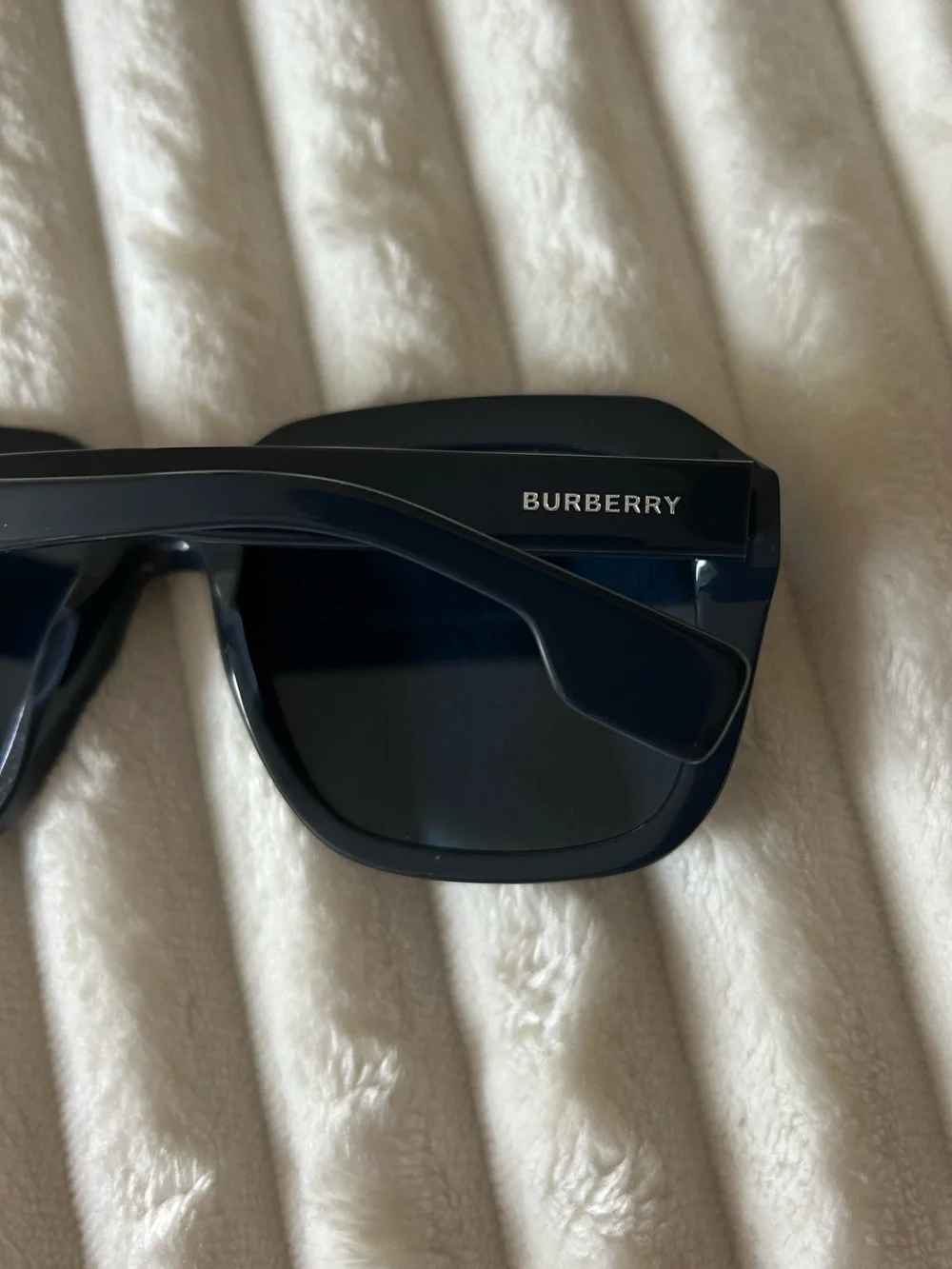 Burberry blue sunglasses 😎